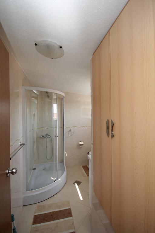 Apartments Ajla ウトイェハ 部屋 写真