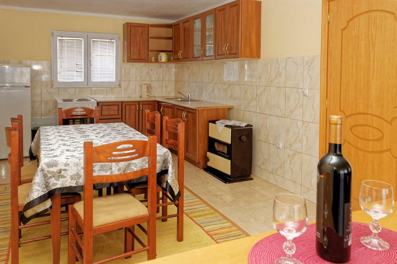 Apartments Ajla ウトイェハ エクステリア 写真