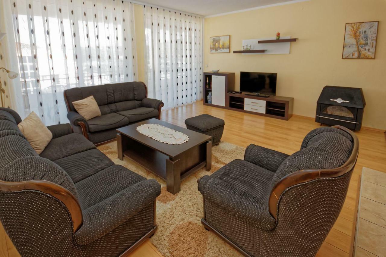 Apartments Ajla ウトイェハ エクステリア 写真