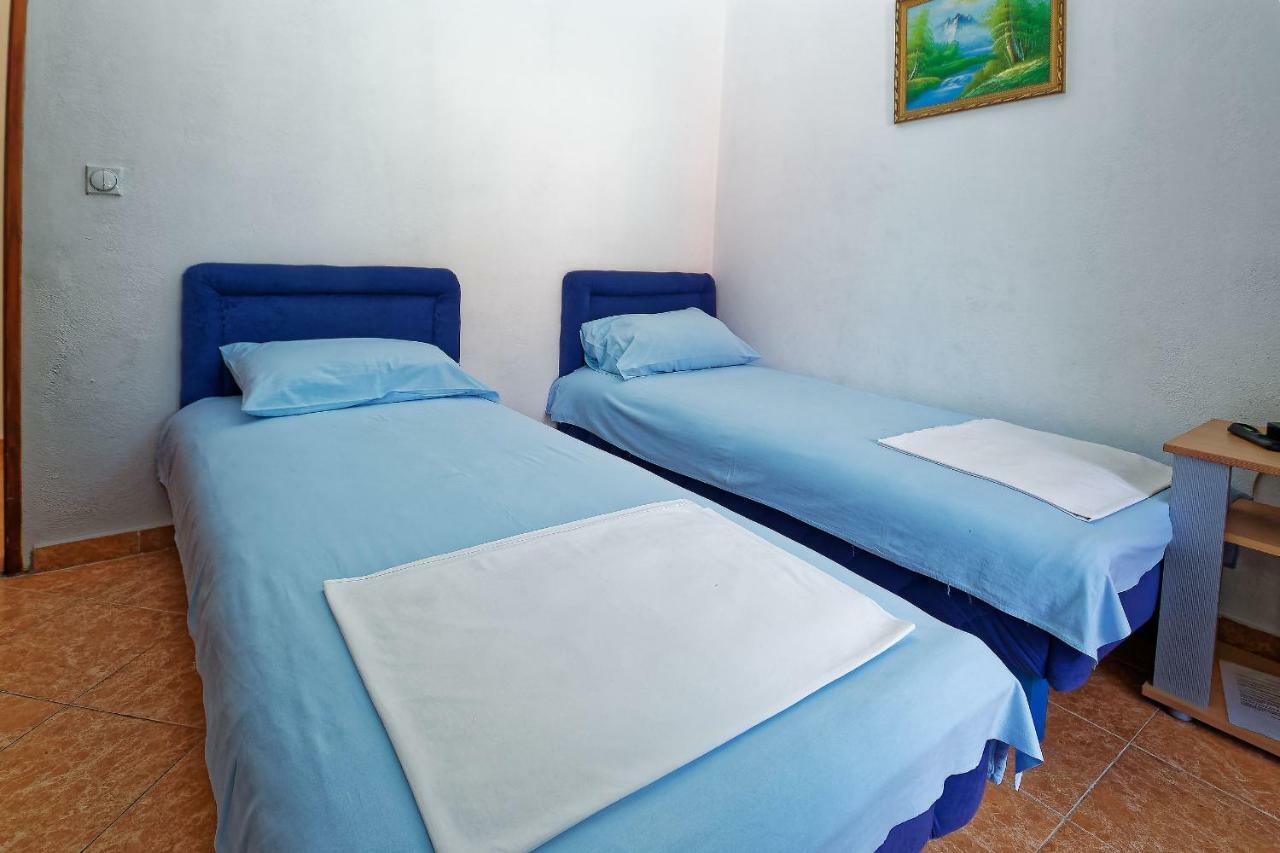 Apartments Ajla ウトイェハ エクステリア 写真