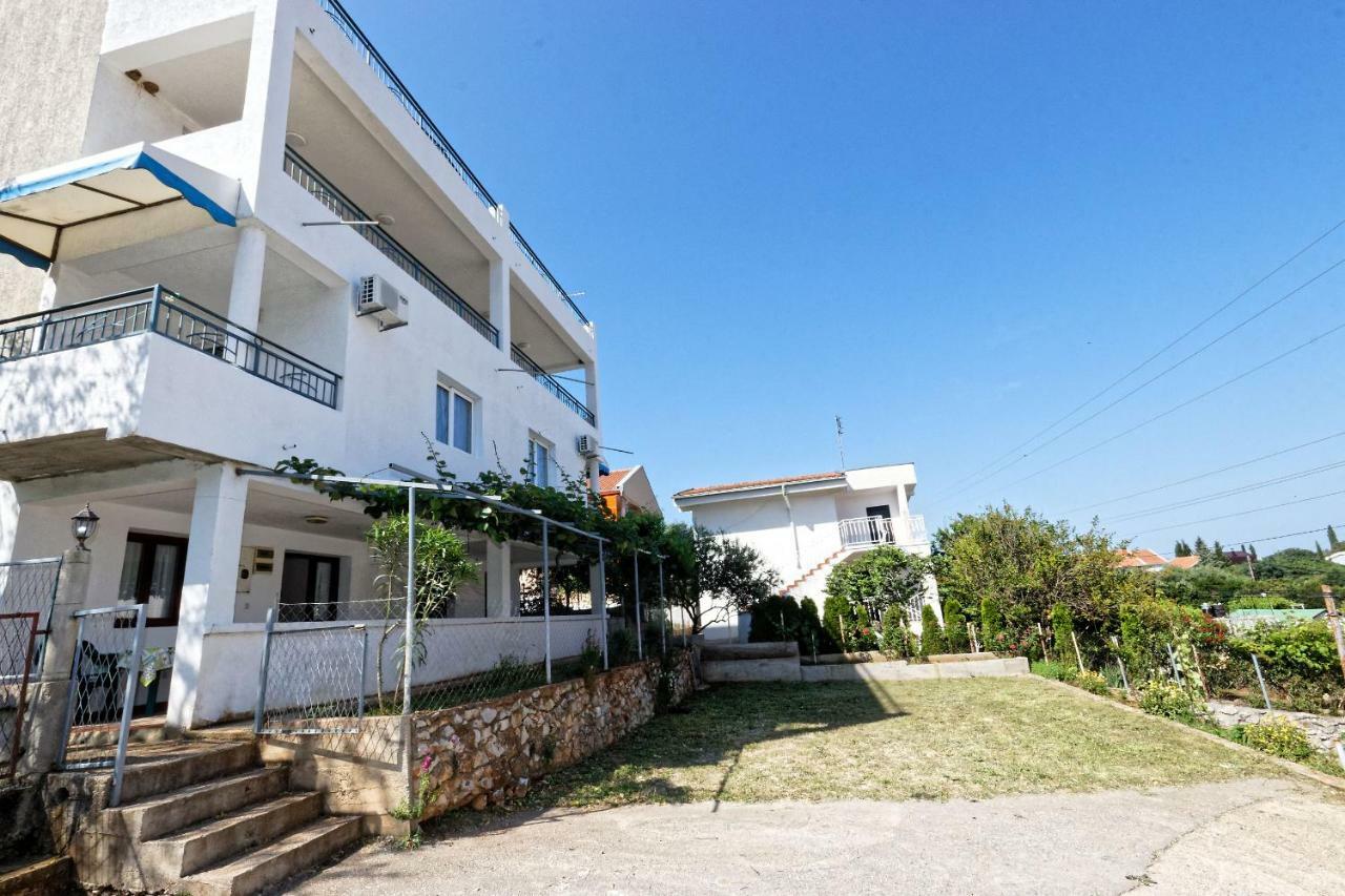 Apartments Ajla ウトイェハ エクステリア 写真